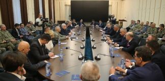 Întâlnire a comisiilor pentru apărare ale Senatului și Camerei Deputaților cu conducerea MApN