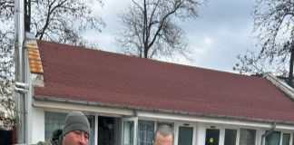 FOTO Un strop de bucurie pentru vrâncenii din satele de munte, înainte de Paști