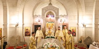 Hramul capelei Mausoleului Eroilor de la Mărășești, în a treia zi de Paști