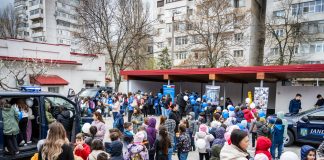 FOTO: Jandarmii și-au deschis porțile pentru copii de ziua lor