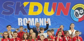 Evoluții foarte bune și medalii pe măsură pentru sportivii pregătiți de sensei Daniel Fusaru, la Cupa României la Karate SKDUN