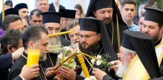 Lumina Sfântă de la Ierusalim va fi adusă sâmbătă în România