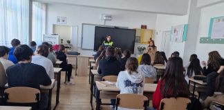 Siguranța în mediul școlar – o prioritate pentru Inspectoratul de Poliție Județean Vrancea