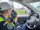 Polițiștii acționează în sistem ”releu” pe DN2, pentru depistarea șoferilor imprudenți PAAAAA1BMVEWurq51dlI4AAAAAXRSTlMmkutdmwAAAA5JREFUKM9jGAWjYJABAAKUAAHoEAeuAAAAAElFTkSuQmCC