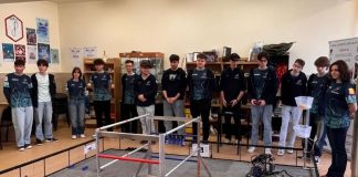 Două luni până la Campionatul European de robotică, din Olanda / Echipa CyberLIS76 are nevoie de sprijin financiar pentru participarea la această competiție