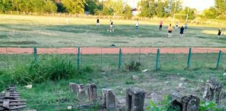 Stadionul ”Tineretului” din Focșani, aflat în stare avansată de degradare, o nouă ”victimă” a conflictului personal dintre Misăilă și Halici