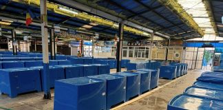 Lucrări la acoperișul Pieței Moldovei / Comercianții din interior vor fi relocați