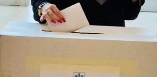 A început votul în România pentru turul al doilea al alegerilor prezidențiale