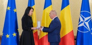 VIDEO-FOTO Handbalista Cristina Neagu, decorată de președintele interimar al României, Ilie Bolojan