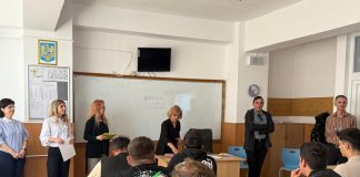 FOTO Campanie de informare a elevilor privind relațiile de muncă