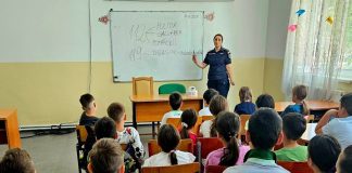 FOTO Activități preventive în școli, înainte de vacanță