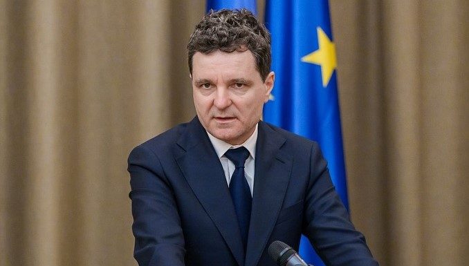 Nicușor Dan își apără decizia desemnării lui Adrian Veștea în funcția de prim-ministru, peste capul PNL