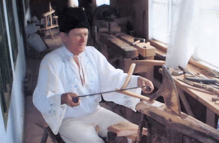 FOTO-VIDEO Meșterul popular vrâncean Pavel Caba, omagiat la Muzeul Național al Satului ”Dimitrie Gusti”