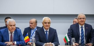 Întrevedere trilaterală a miniștrilor apărării din România, Bulgaria și Turcia