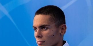 ULTIMA ORĂ David Popovici, campion mondial la 200 metri liber