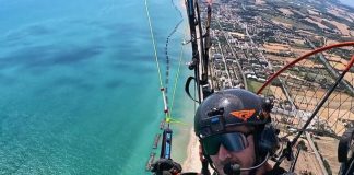 A murit Felix Baumgartner, partenerul Mihaelei Rădulescu / Acesta s-a prăbușit cu parapanta