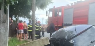 Mașină în șanț, la Tulnici