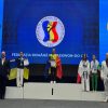 podium eleva gagesti