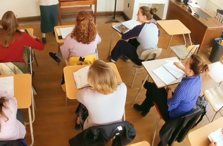 Proba scrisă din cadrul Examenului Național pentru Definitivare în învățământ are loc marți, 14 iulie