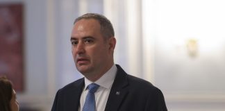 Guvernul, cu ochii pe comenzile de pe Shein și Temu