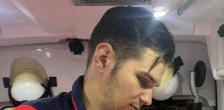 Echipajul unei ambulanțe a ajutat o femeie să nască