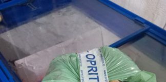 FOTO Ce a (mai) găsit Protecția Consumatorilor prin țară: produse expirate și cu mucegai, insecte în blocul alimentar, echipamente uzate și ruginite