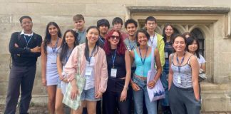 FOTO Eleva Denissa Lăbunț a participat la un program academic al John Locke Institute