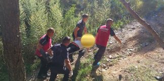Salvamontiștii au ajutat o persoană rănită de un copac căzut aproape de tabăra Gălăciuc