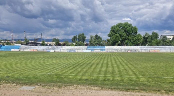 Scandal pe tarifele de utilizare a terenurilor publice de sport, aproape duble pentru cluburile de drept privat / Președintele AJF Vrancea: ”Nu putem vorbi de sprijinirea sportului cât timp aplicăm duble măsuri”