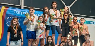 Multe medalii pentru micii înotători din Focșani