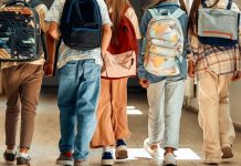 Elevii ar putea avea mai puține teme de rezolvat acasă