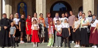 FOTO Tinere și copii din Parohia Neculele, excursie în ținutul Buzăului