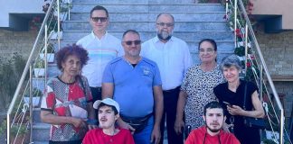 Doi frați din Focșani au văzut pentru prima dată marea / Bucuria unei scurte vacanțe