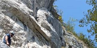 FOTO Jandarm vrâncean, absolvent al cursului de specializare în căutare-salvare montană