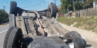 Mașină răsturnată la Măicănești