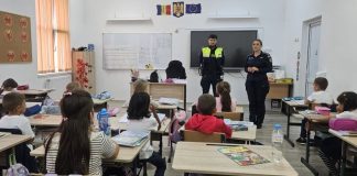 Activități de prevenire în școlile din Adjud și Pufești