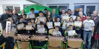 Cupa ”Ziua Armatei” la șah, o competiție reușită, cu jucători și partide de calitate