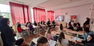 FOTO “Conectează-te la viață” a ajuns în comunitățile școlare