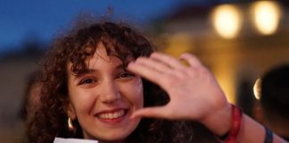 O elevă din Focșani va participa la Olimpiada ”Copernicus”, în SUA / Alexandra Vlad a fost medaliată cu aur la Olimpiada Internațională de Proiecte de Cercetare