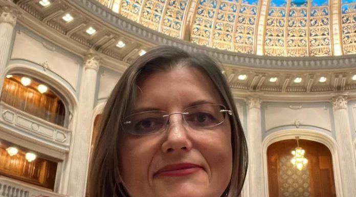 USR a pregătit un proiect de lege pentru combaterea nostalgiei comuniste