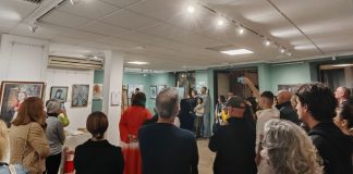 Vernisajul expoziției „Tradiție și actualitate”, semnată de pictorul vrâncean Emil Lazăr, a emoționat publicul spaniol din La Sénia