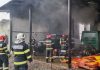ULTIMA ORĂ Incendiu la o hală din Focșani