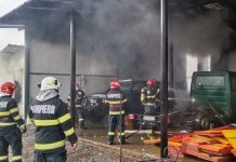 ULTIMA ORĂ Incendiu la o hală din Focșani