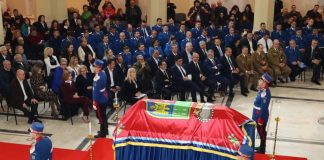 FOTO Ultimul Domn al Moldovei își continuă drumul spre casă / Rămășițele pământești ale lui Grigore Al. Ghyka, înhumate la Iași