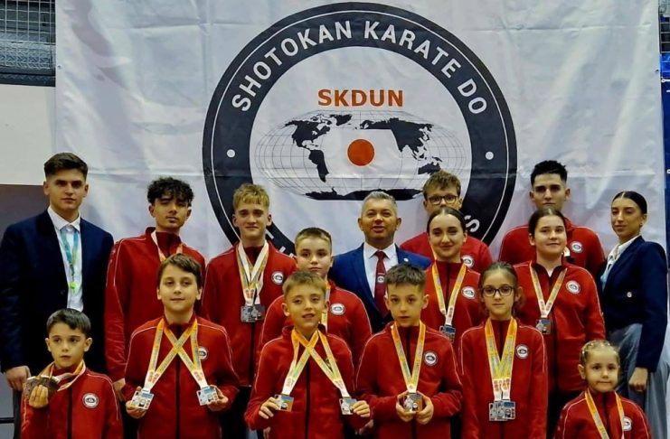 Karate SKDUN: 16 medalii naționale pentru echipele coordonate de sensei Daniel Fusaru