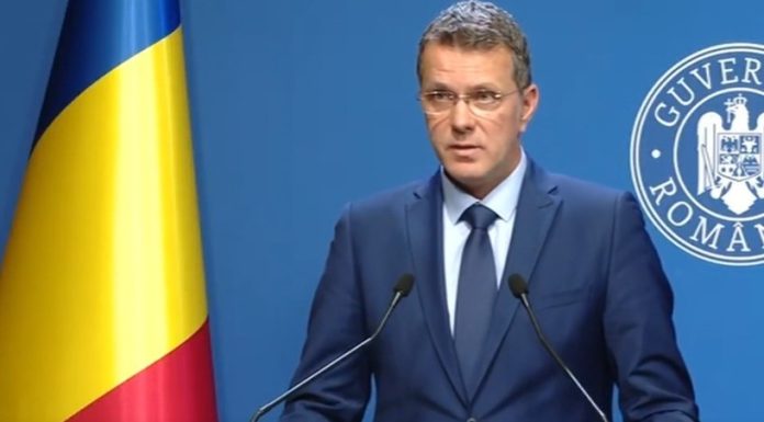 Ionuț Moșteanu și-a dat demisia de la Apărare. Interimar a fost numit Radu Miruță