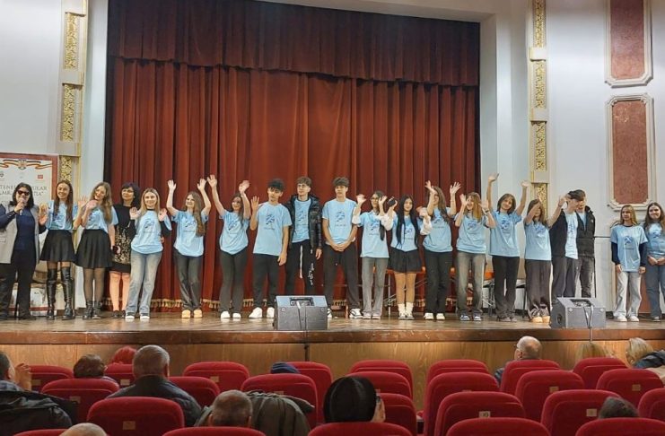 FOTO Mai mult decât TEATRU-Voluntari pentru incluziune și artă
