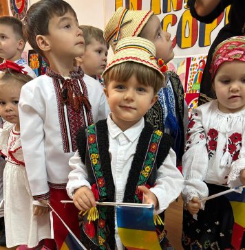 VIDEO-FOTO Copilăria care învață să iubească România
