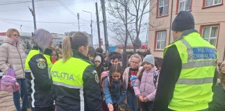 Acțiuni preventive în școlile din Adjud