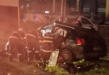 Accident pe centura Focșaniului. Două persoane încarcerate